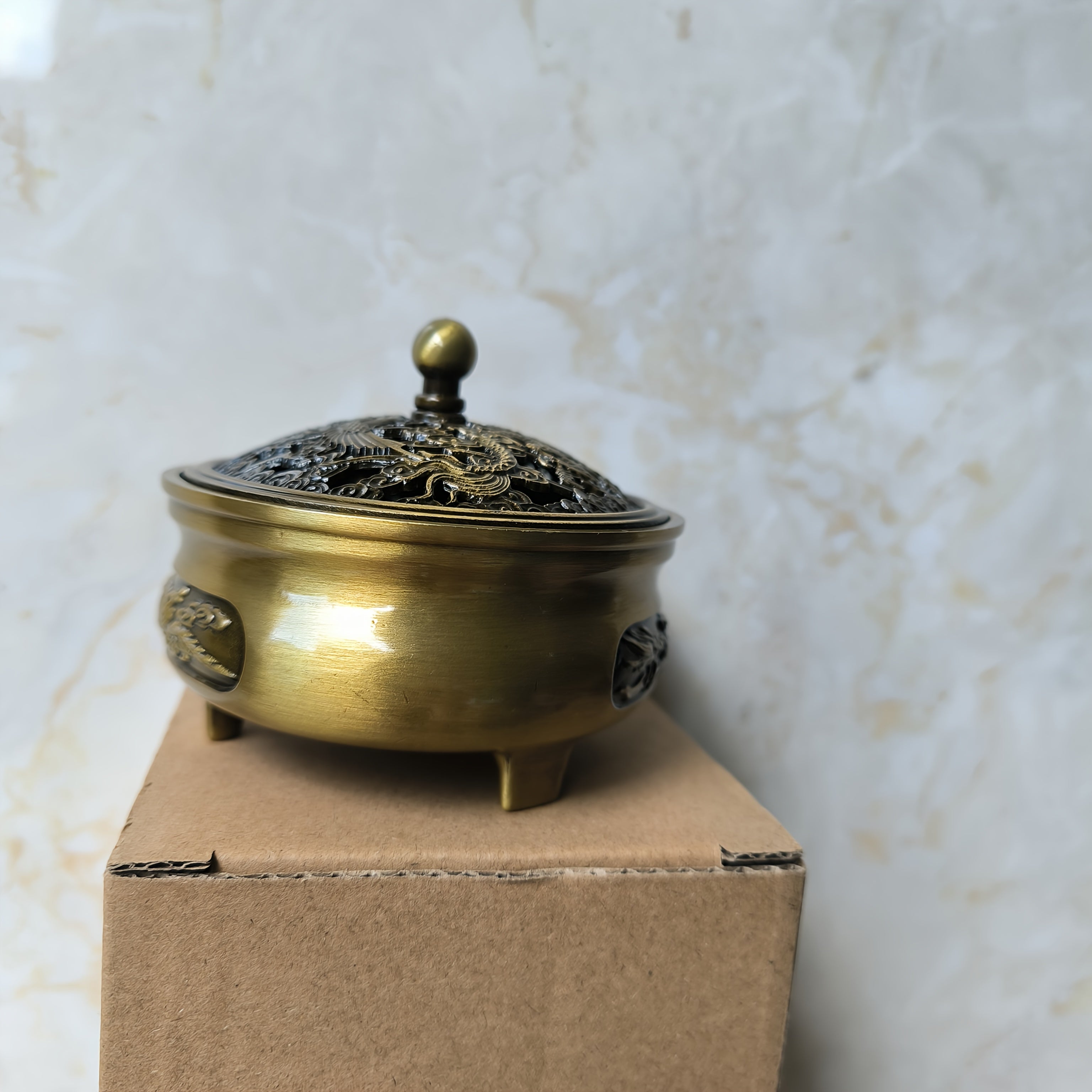 Ancient Bronze-Style Incense Holder - Three-Legged Sturdy Zinc Alloy Smudging & Holder